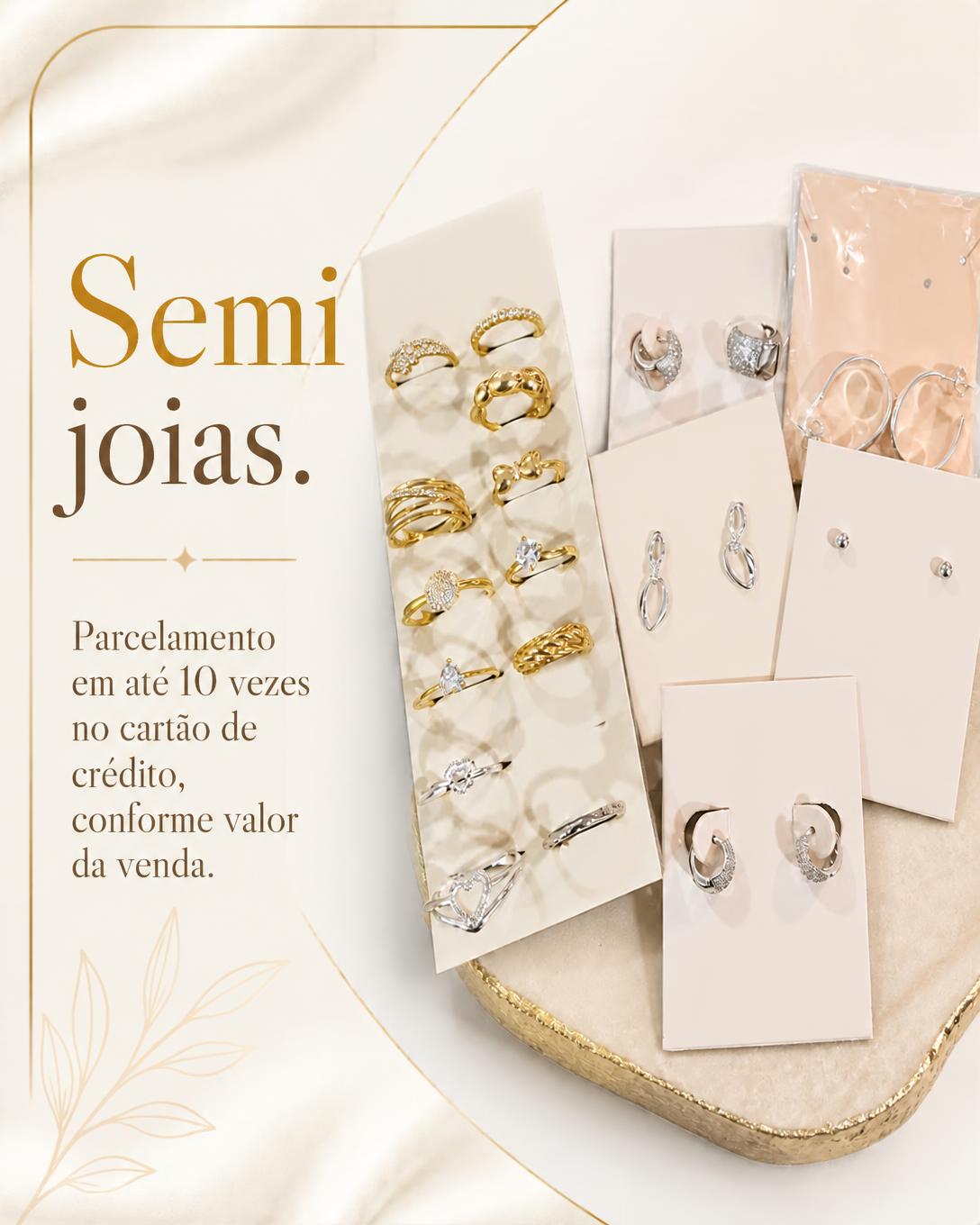 Vitrine de anéis, brincos e colares de semijoia